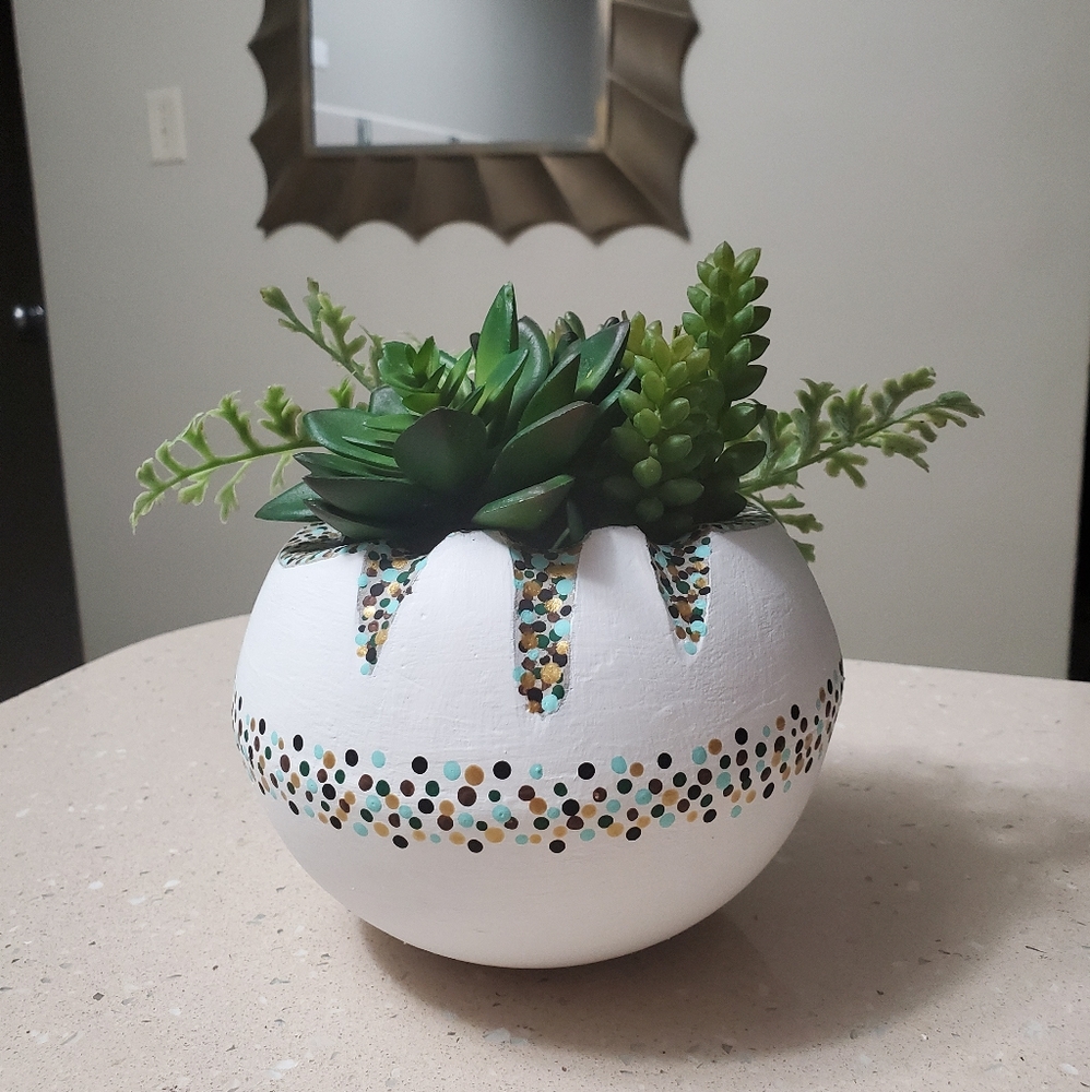 Dots of Fun Planter